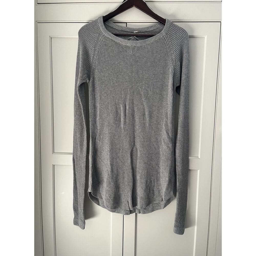 Lululemon Cabin Yogi light grey long sleeve sweater Sz. S